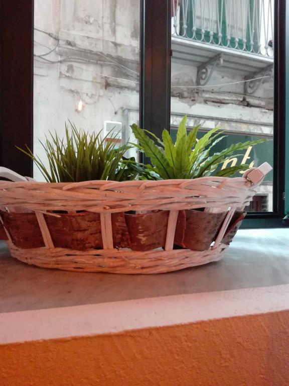 Casa Vittoria Διαμέρισμα Σαλέρνο Εξωτερικό φωτογραφία